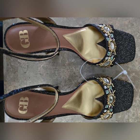 GB Gianni Bini Enchant-Ment Bead Embellished Platform Sandals. Size 9.5 - Picture 6 of 11